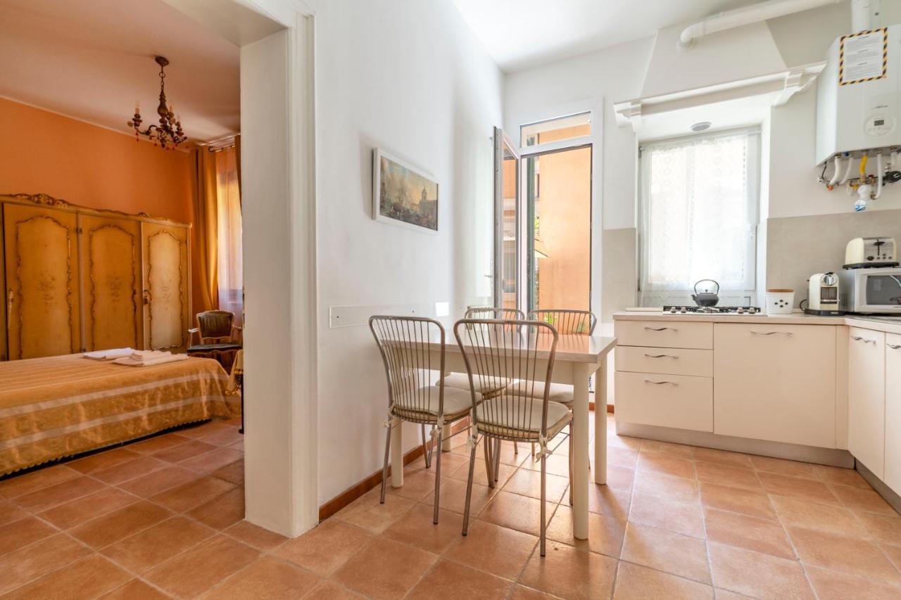 Queen House Venezia Exterior photo